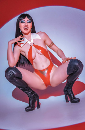 [Vampirella: Armageddon #11 (Cover F - Cosplay Full Art Incentive)]