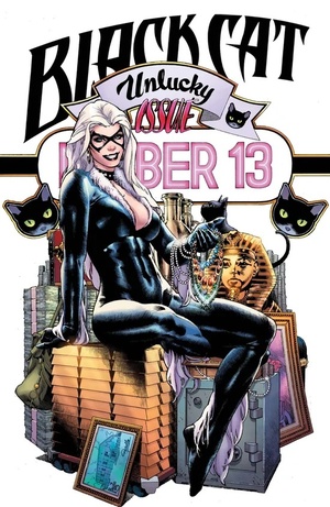[Black Cat (series 4) No. 13 (Cover B - Paulo Siqueira Foil)]