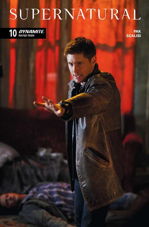 [Supernatural (series 5) #10 (Cover C - Photo 1)]