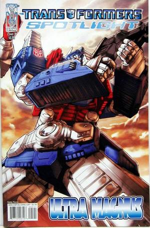 [Transformers Spotlight #5: Ultra Magnus (Cover B - Robby Musso)]