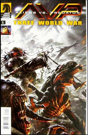 [Aliens vs. Predator - Three World War #1 (standard cover - Raymond Swanland)]